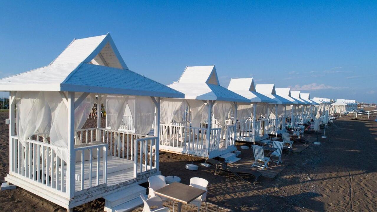 Gardenya Lara Suit Hotel Antalya Exterior foto